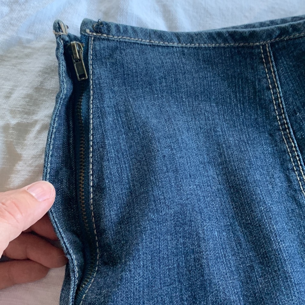 Live A Little elegant long denim skirt with ruffles - Picture 4 of 8